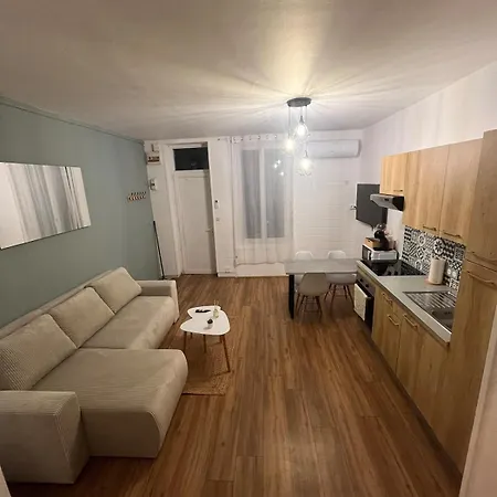 Apartament Autonome Pour 2 A 3 Personnes 78f